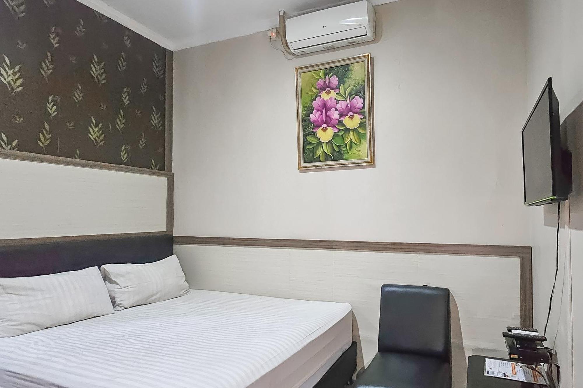 Wisma Brata Mitra Reddoorz 수카부미 외부 사진